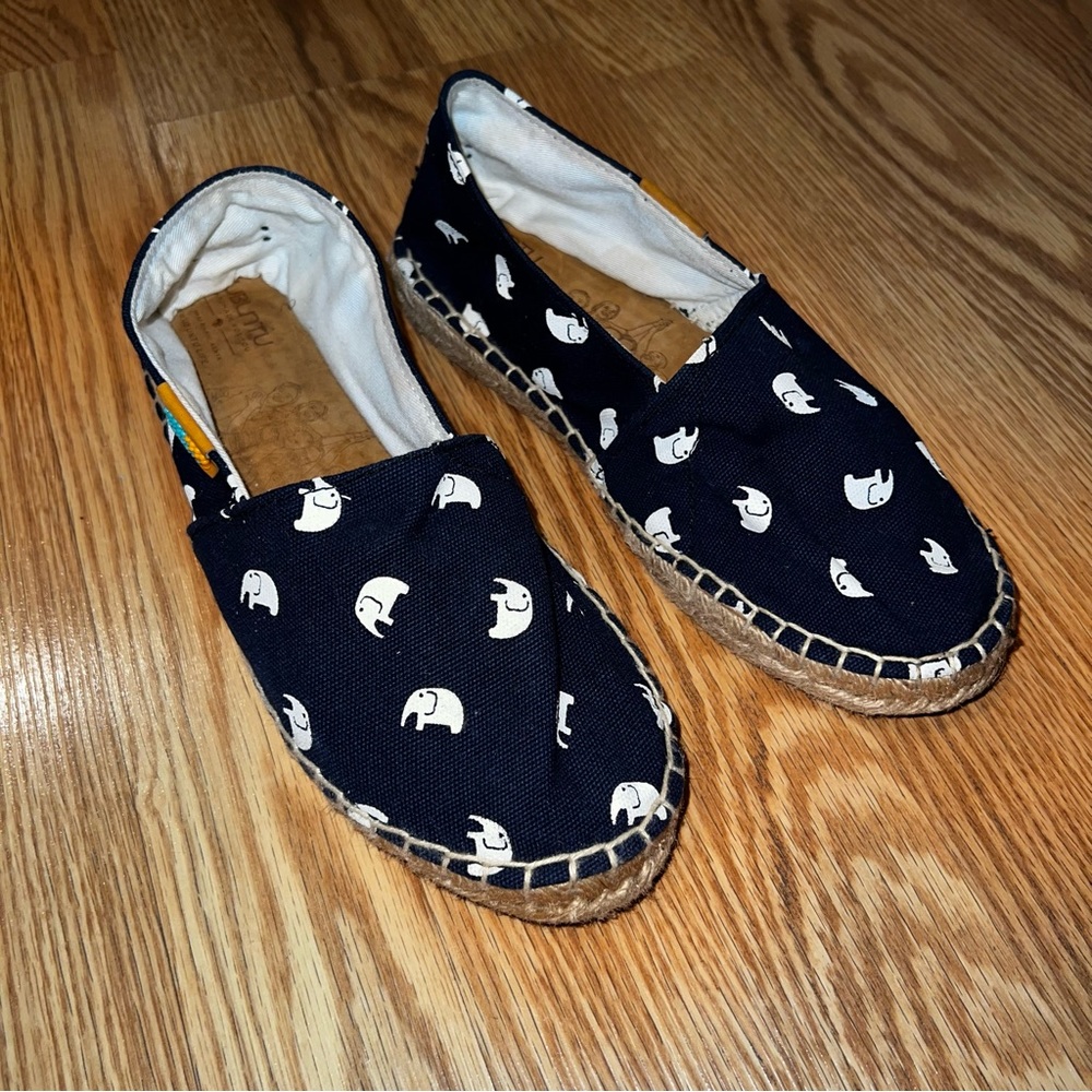 Ubuntu Navy blue Elephant canvas Espadrilles sz 38
